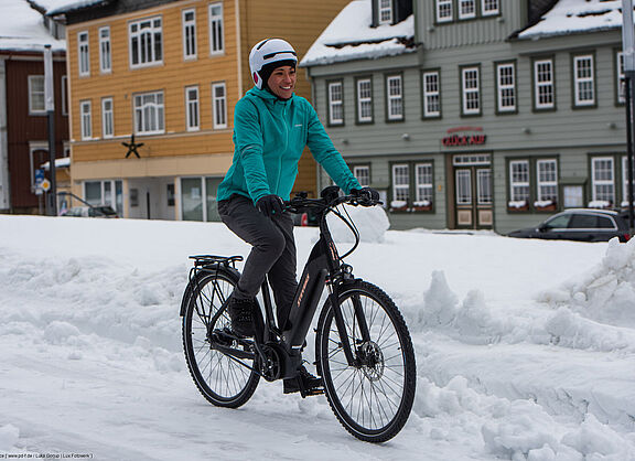 Mit der richtigen Ausstattung macht Radfahren auch im Winter Spaß.